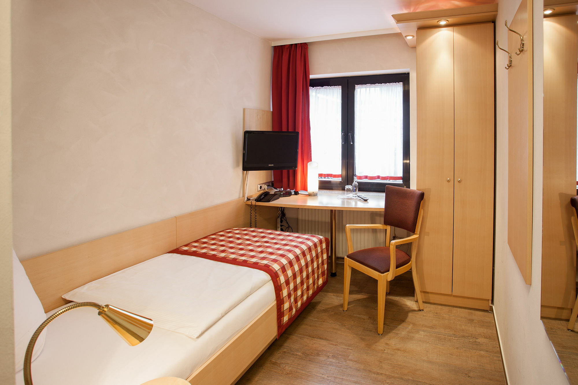 Centro Hotel Goya Wolfsburg, Trademark Collection By Wyndham Exterior photo